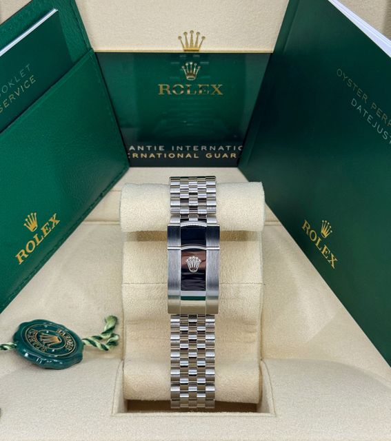 Rolex Datejust 41 126300 Image 3